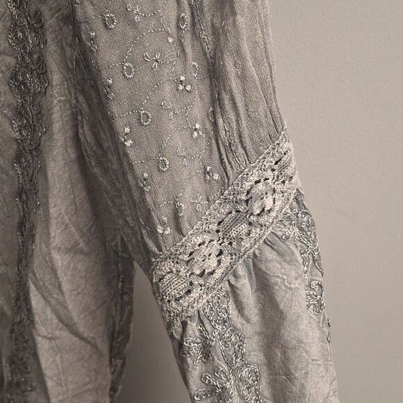 Young Threads Gray Boho Blouse - Picture 5 of 6